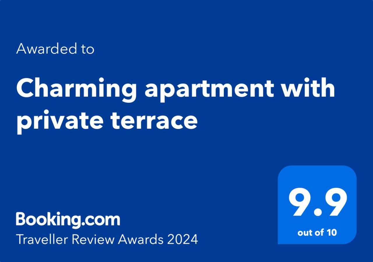 Charming Apartment With Private Terrace 布加勒斯特 外观 照片